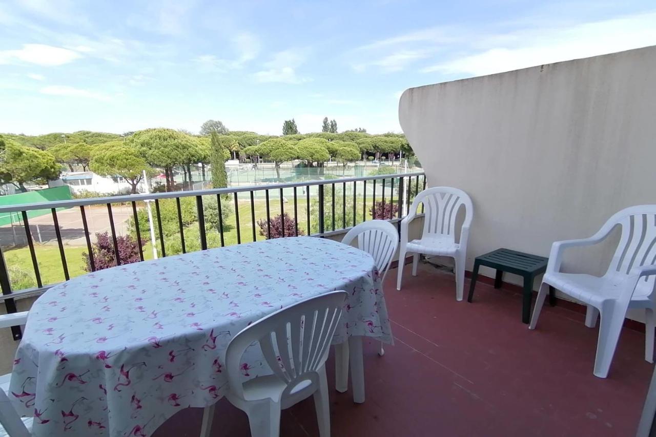 40M With Terrace In A Residence With Pool Le Grau-du-Roi Bagian luar foto